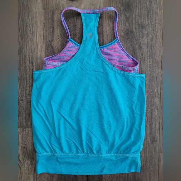 Ivivva Built In Top - Picture 3 of 3